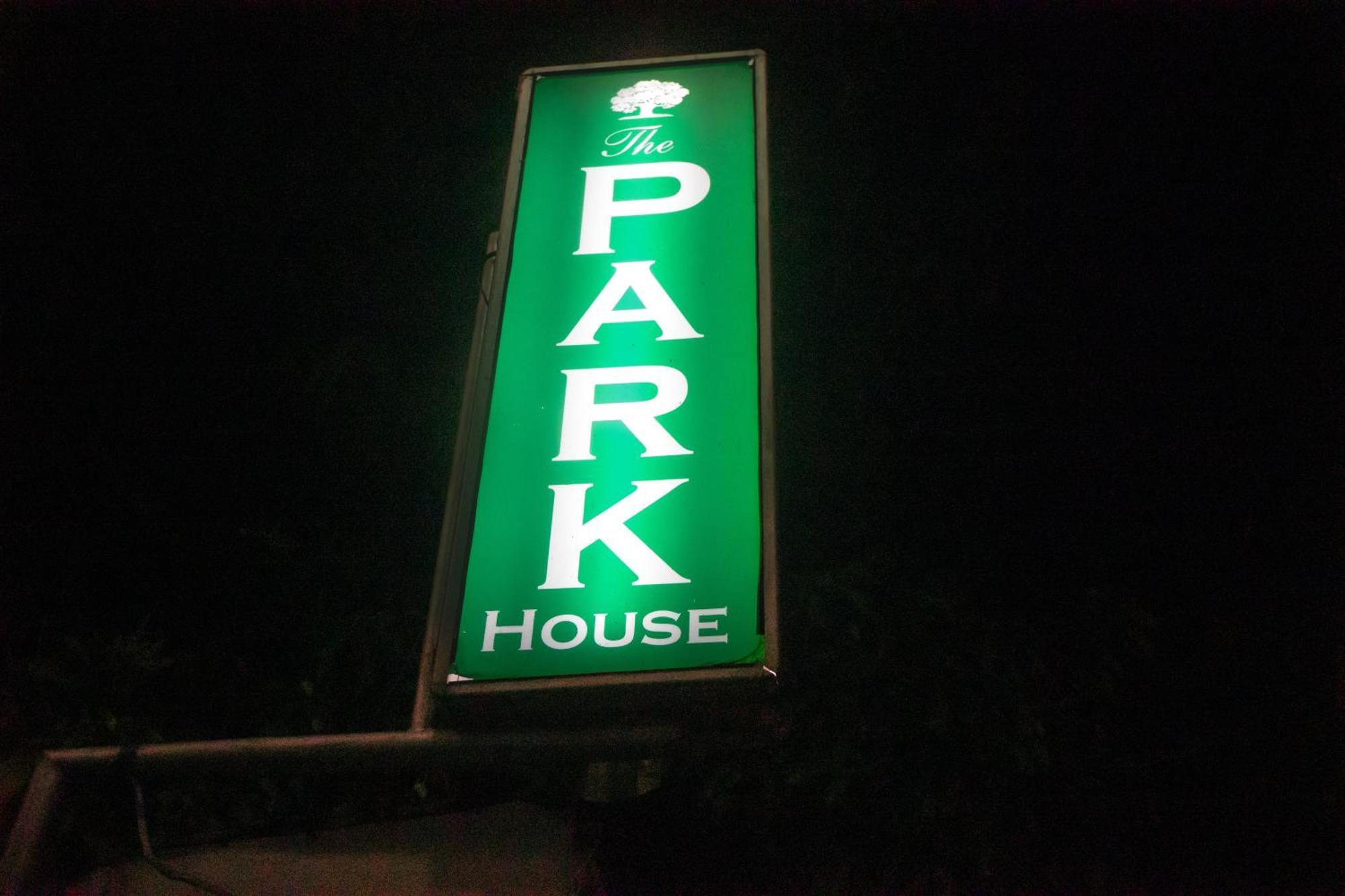 The Park House Hotel Male Exterior photo